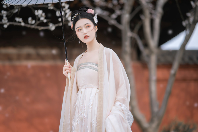 鱿鱼游戏 封面
